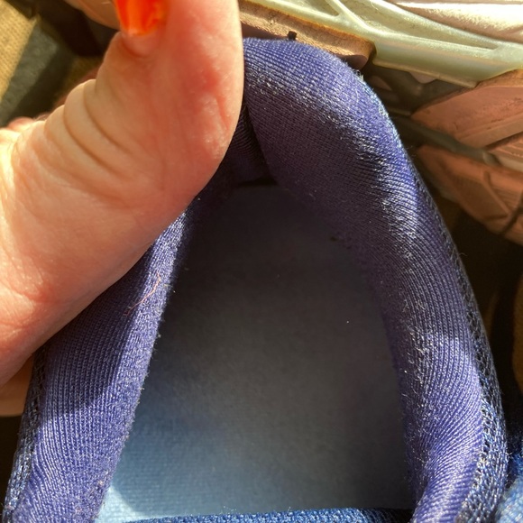 ASICS women’s size 3 running shoes - Picture 7 of 11